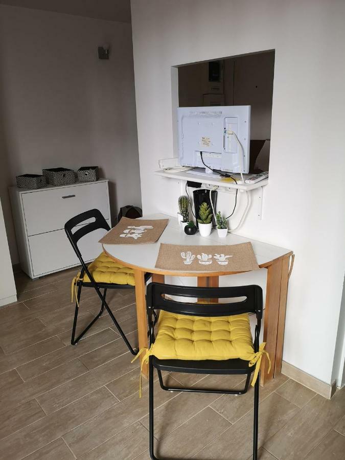 Charming Studio - Heart Of The City / Downtown Fontainebleau Esterno foto